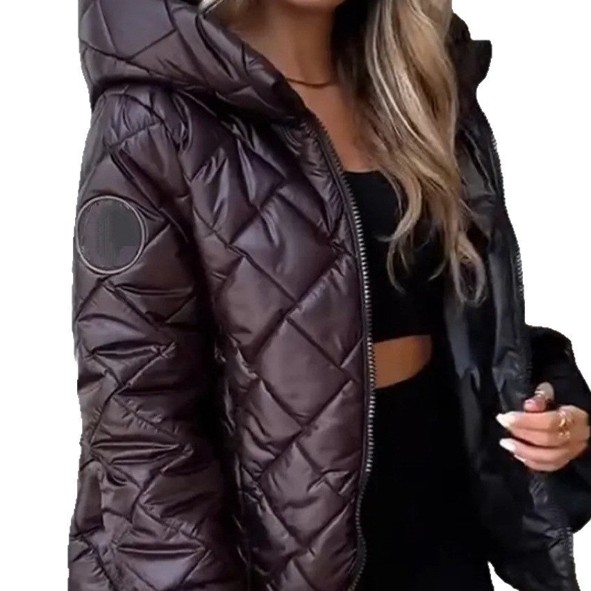 Veste courte à capuche légère et chaude pour femmes