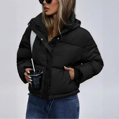 Veste à capuche élégante et tendance  pour femme